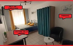 Charmant studio en plein centre avec parking